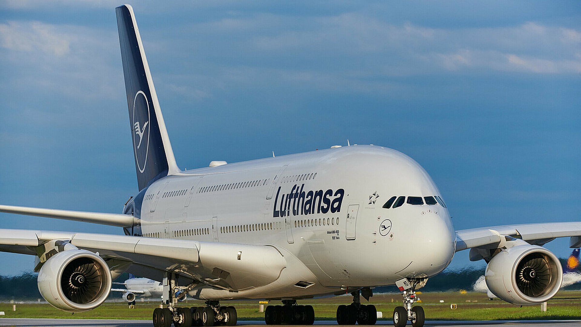 Lufthansa cancela al menos 20,000 vuelos por la crisis de combustible