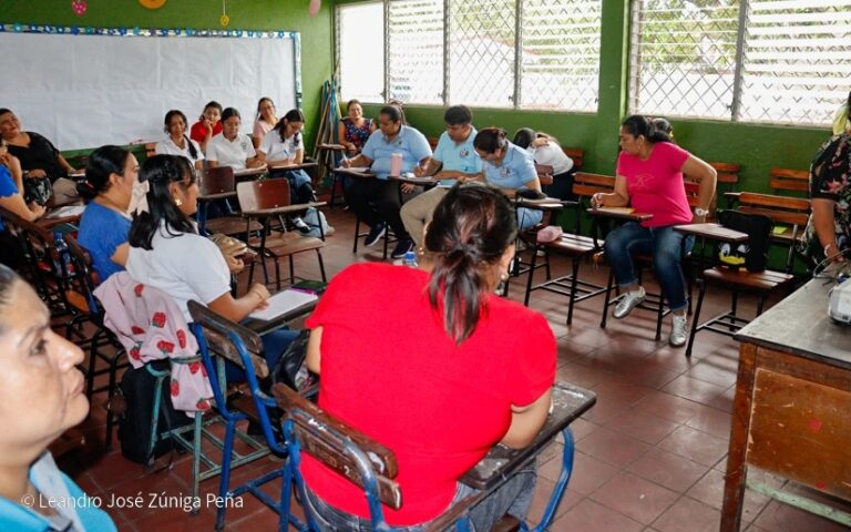Maestros nicaragüenses consolidan estrategias didácticas para mejorar la calidad de la enseñanza