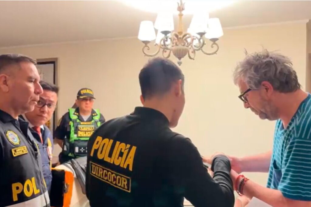 Fiscalía allana vivienda de exjefe de organismo electoral de Perú