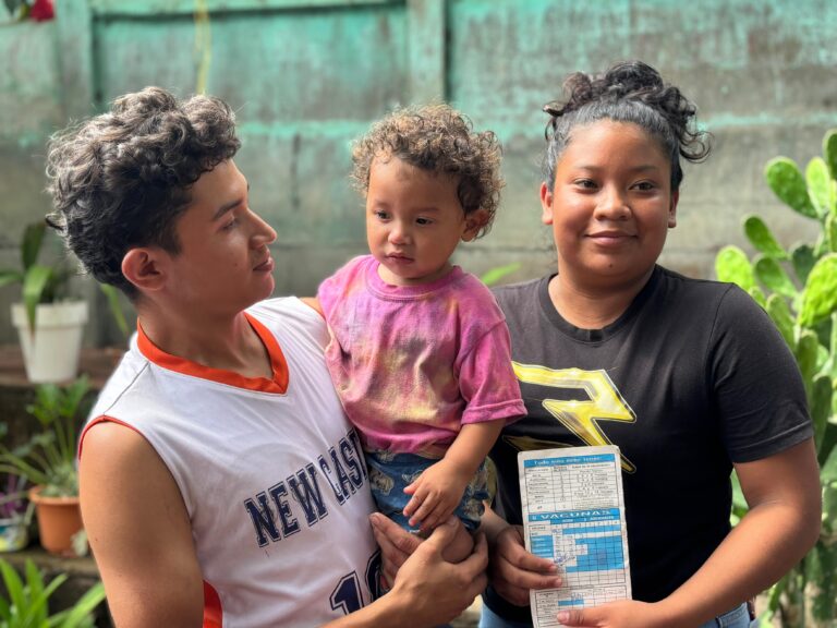 Días centrales de la Campaña Nacional de Vacunación registra alta participación de las familias