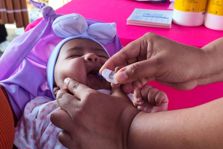 Inmunización contra 18 enfermedades alcanza un sobrecumplimiento del 101.5%