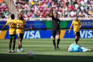 La FIFA propone nueva regla sobre amarillas para evitar sanciones en eliminatorias en el Mundial