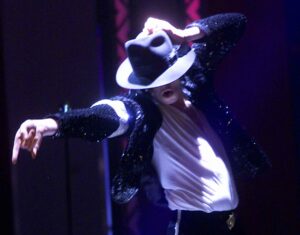 “Michael”: La historia detrás de “Beat it” y las pandillas que participaron en el video
