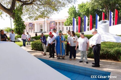 Nicaragüenses e instituciones estatales rinden homenaje al comandante Tomás Borge Martínez