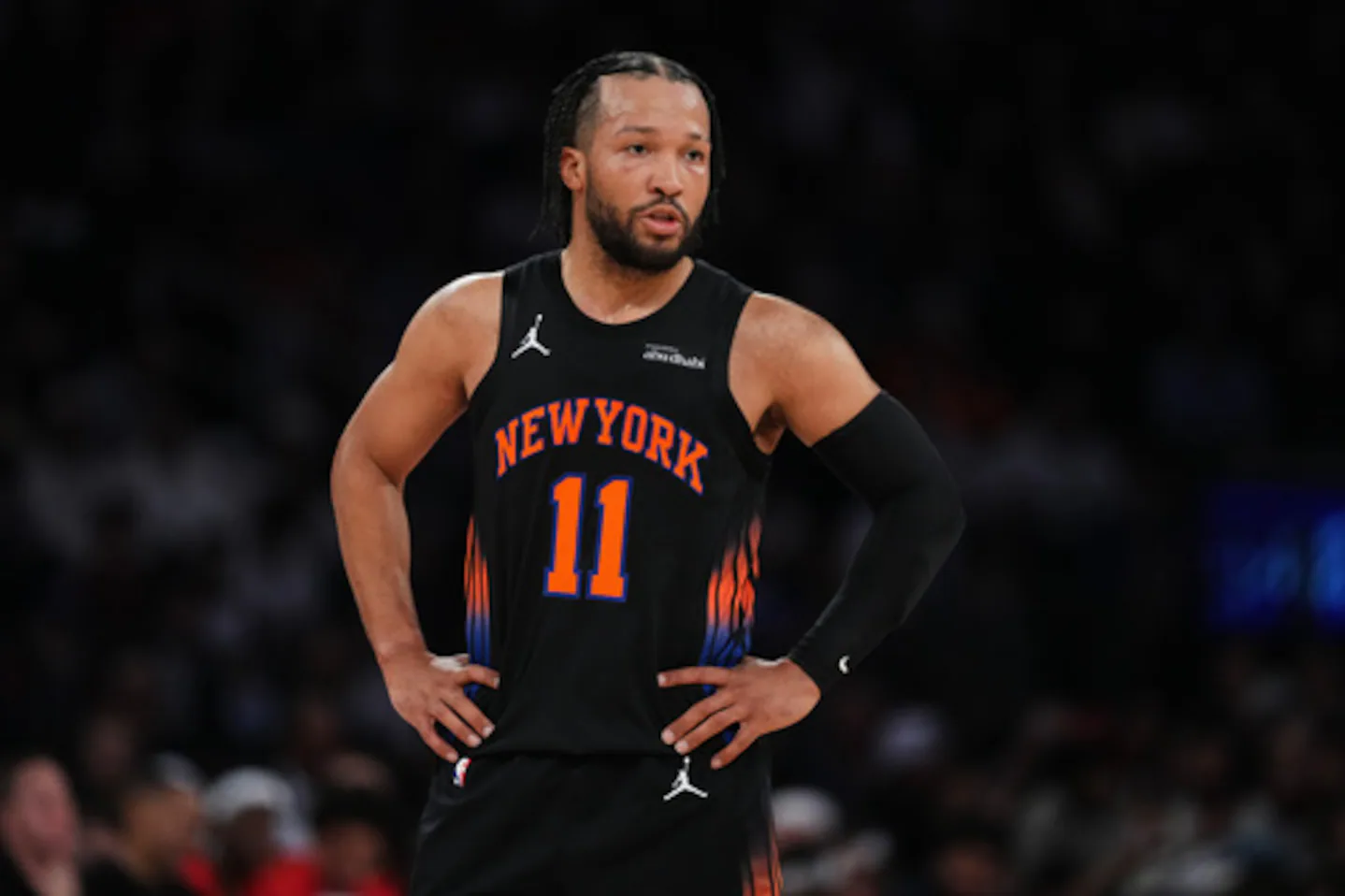 Los Knicks y Celtics buscan cerrar sus series de la primera ronda de los playoffs en la carretera