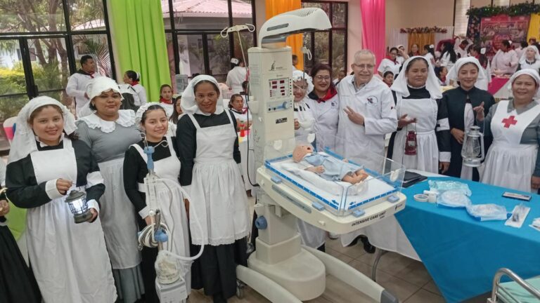 Reconocen excelencia y mística del personal de enfermería en el Modelo de Salud Familiar