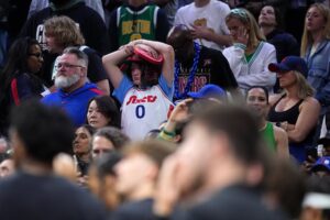 Los 76ers donarán 500 boletos por cada juego en casa para contrarrestar a Knicks