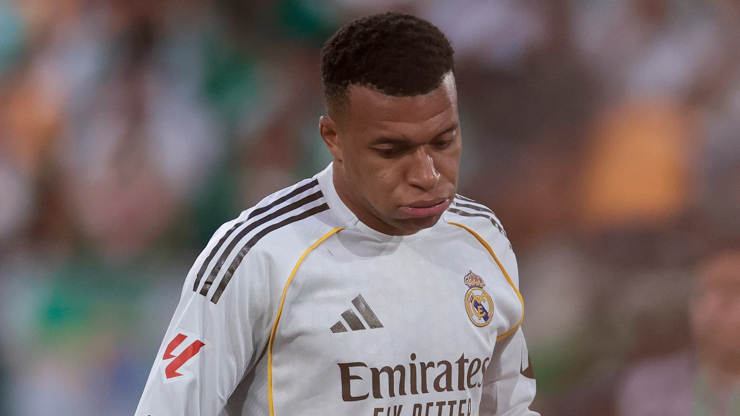 “Hala Madrid”: Mbappé vuelve a provocar polémica con una publicación en medio del Clásico