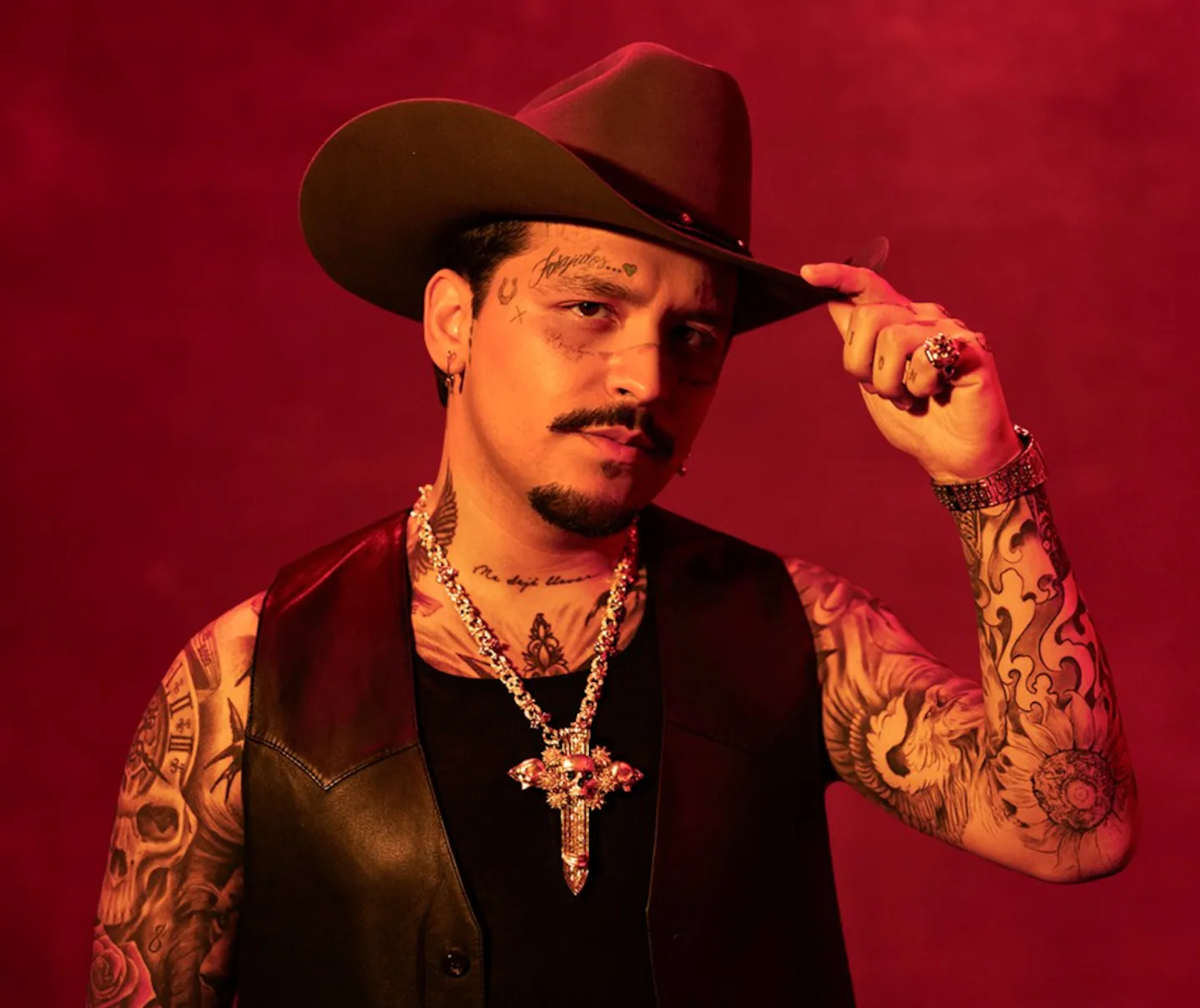 Christian Nodal enseña el lujoso cuarto de su hija Inti