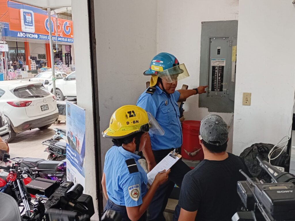 Bomberos refuerzan inspecciones para prevenir incendios en el Mercado Oriental