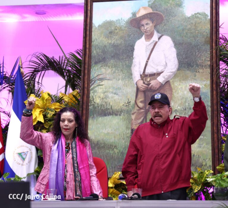 Comandante Daniel y Compañera Rosario presidirán acto central en honor al General Sandino