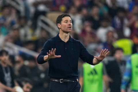 El Chelsea contrata a Xabi Alonso por cuatro años tras la decepción en el Real Madrid