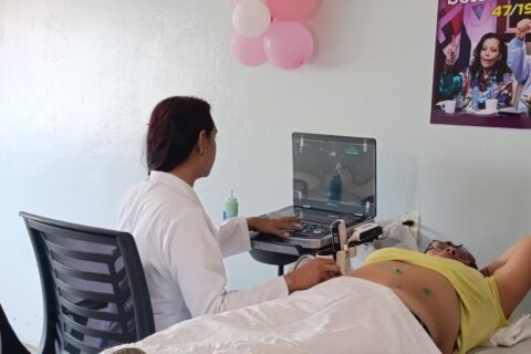 Se realizan jornadas médicas de prevención para madres y niños en Managua