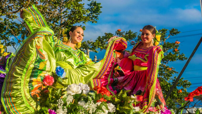 Fiestas tradicionales y Premundial de Béisbol dinamizan el fin de semana en Nicaragua