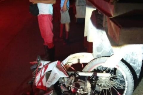 Colisión entre un camión y una moto deja como saldo la muerte de un hombre en el Triángulo Minero