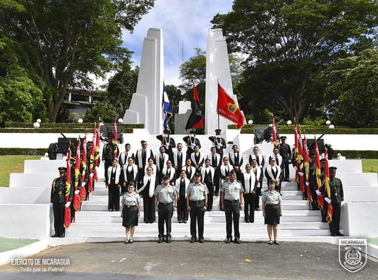 Nuevos egresados de la Escuela de Enfermería del Ejército comprometidos con la salud de los nicaragüenses