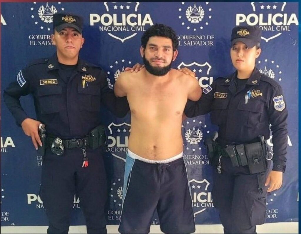 Nicaragüense es capturado en El Salvador por robar un vehículo