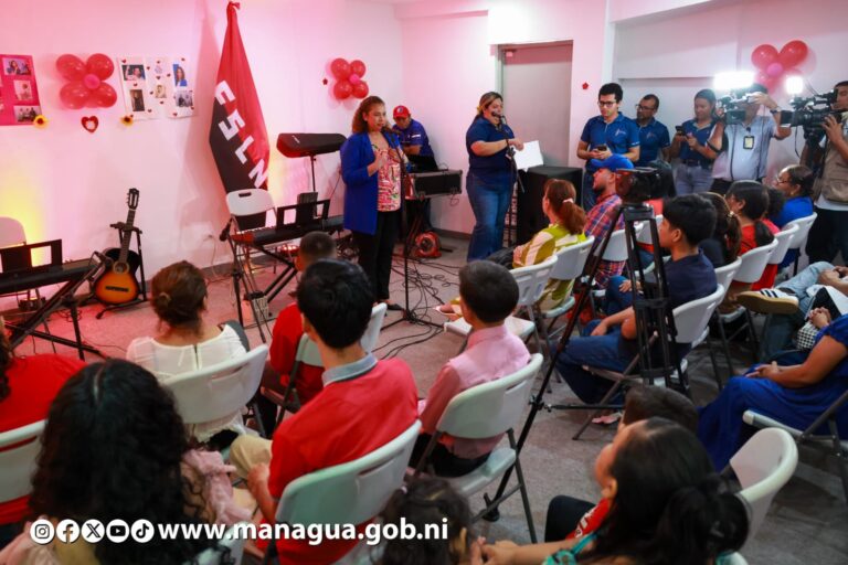 Con emotivo concierto estudiantes de Casa de Cultura rinden homenaje a las madres con