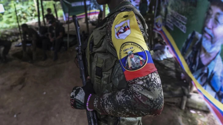 Colombia investiga combate entre disidencias de las FARC que habría dejado múltiples víctimas de esos grupos