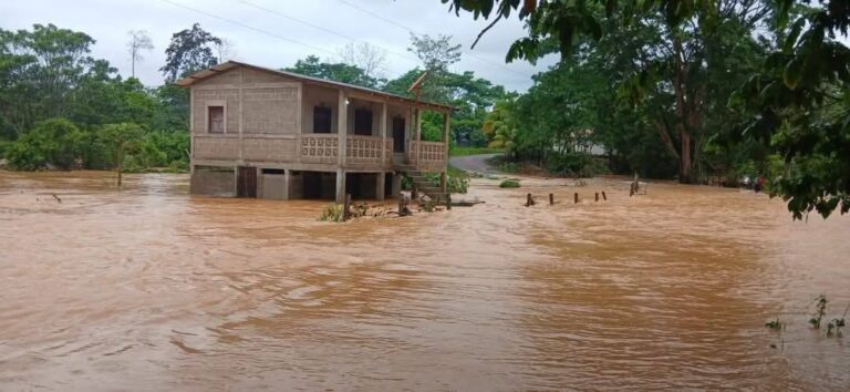 Fuertes lluvias de la tercera onda tropical afectan la Costa Caribe Norte y León