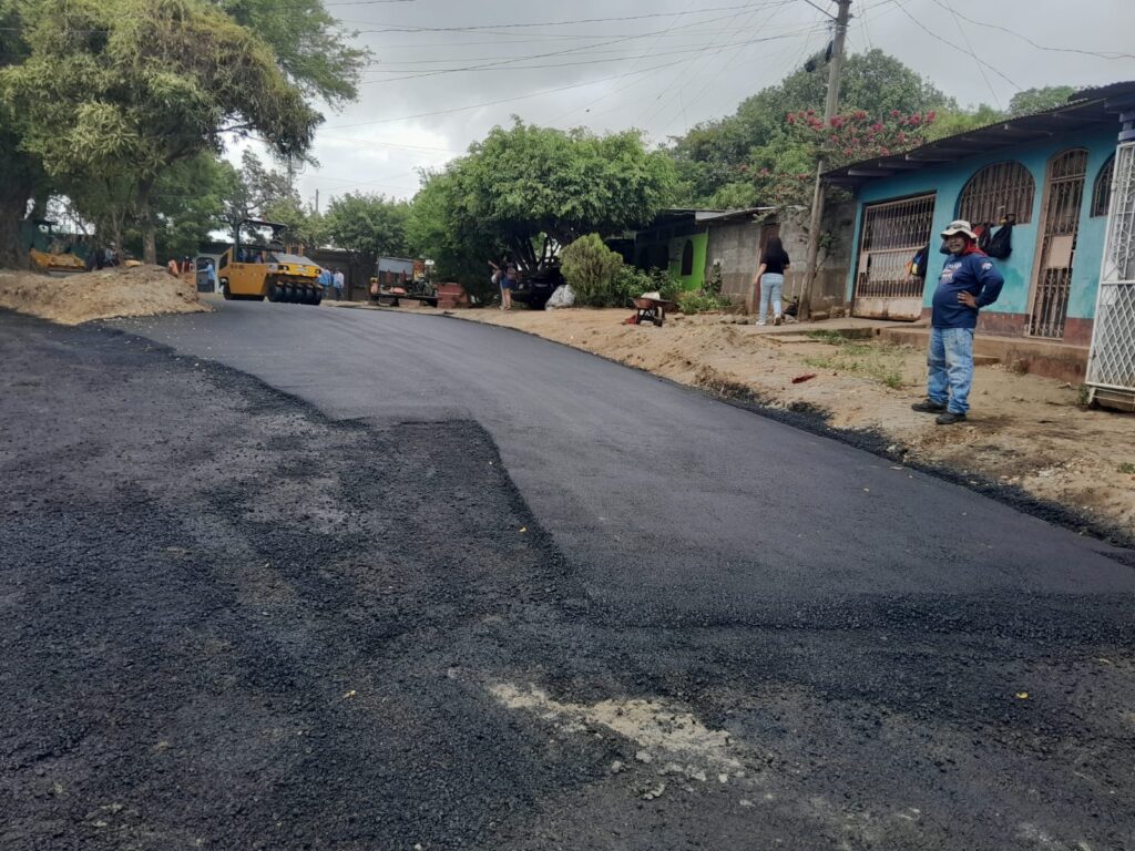 Siete nuevas calles, robustece la conectividad vial en Barrio Germán Pomares