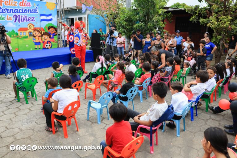 Comuna capitalina transforma el parque de Villa Cuba Libre para el bienestar comunitario