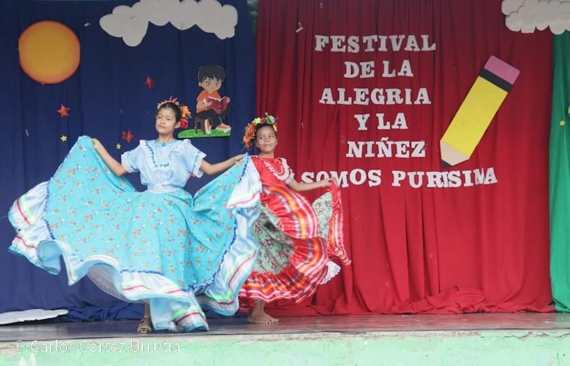 Niñez disfruta jornada recreativa con música, juegos y disfraces en Managua
