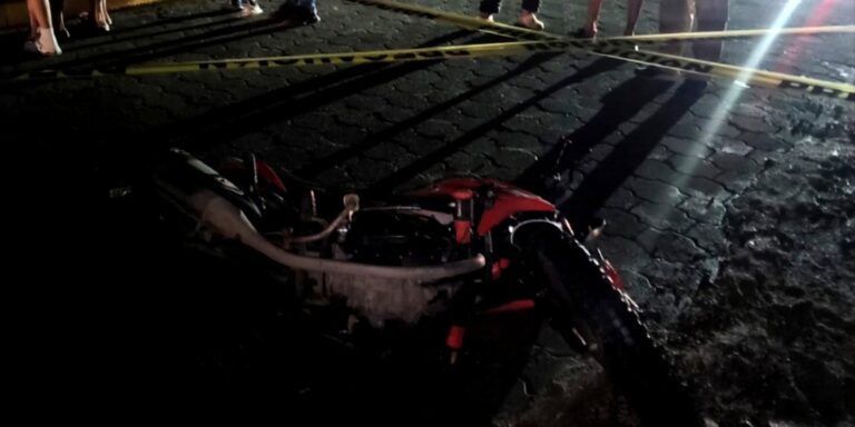 Conductor de moto impacta y priva de la vida a adulto mayor en Estelí