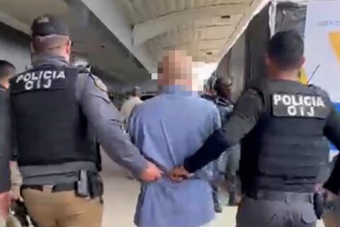 En Costa Rica nicaragüense es extraditado a EEUU por presunta falsificación de pasaportes y dólares