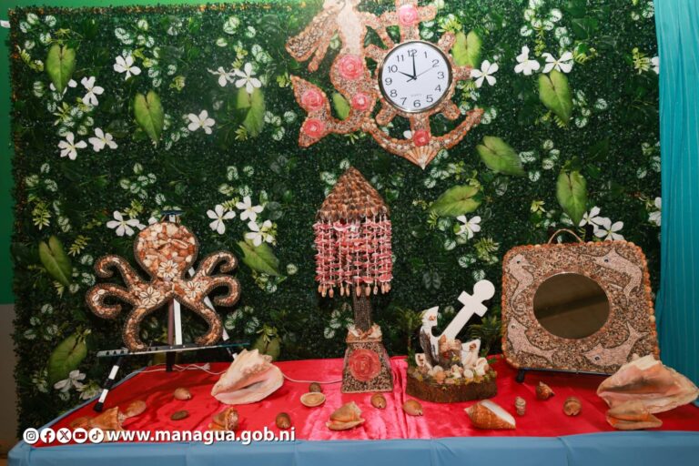 Destacan el talento y la creatividad en el concurso Artesanías de Mi Pueblo