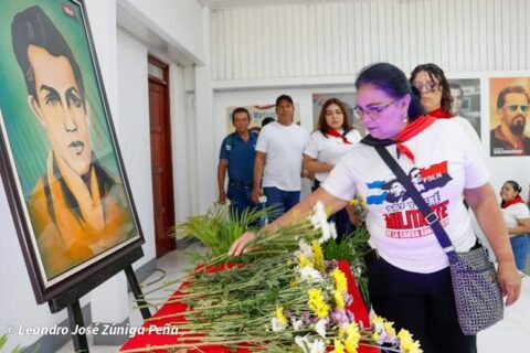 Rinden homenaje al maestro Ricardo Morales Avilés en su 87 aniversario de natalicio