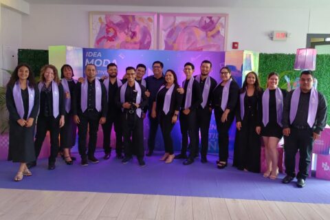 Escuela Creativa gradúa a nuevos profesionales en fotografía y moda