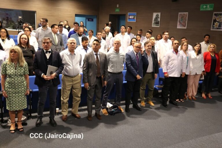 Nicaragua: Capacitación en neurocirugía pediátrica de primer nivel y alta tecnología