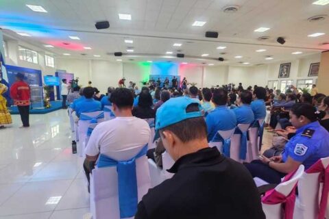Bienestar emocional y vocación de servicio centran encuentro con docentes nicaragüenses