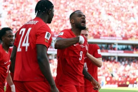 Canadá empata ante Bosnia