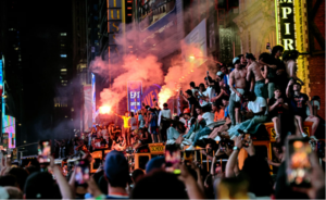 Tiroteo, menor herido y 63 arrestos: caos en celebraciones de los Knicks en Nueva York