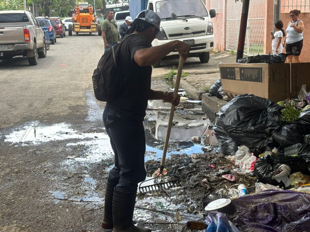 Alcaldía de Managua recupera espacio afectado por botadero ilegal en el Distrito VI