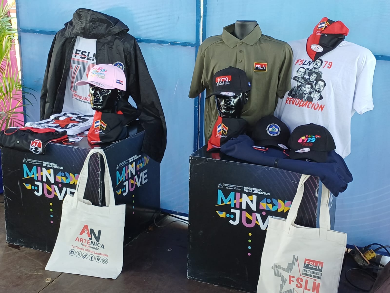 Jóvenes proyectan su arte a través de festival de emprendimientos previo al 47/19