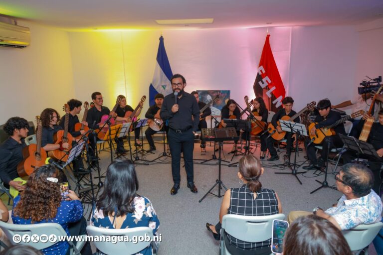 Realizan concierto didáctico artístico, para inspirar a futuros músicos de la capital