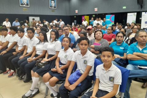 Comunidades educativas articulan experiencias en ciencia e innovación