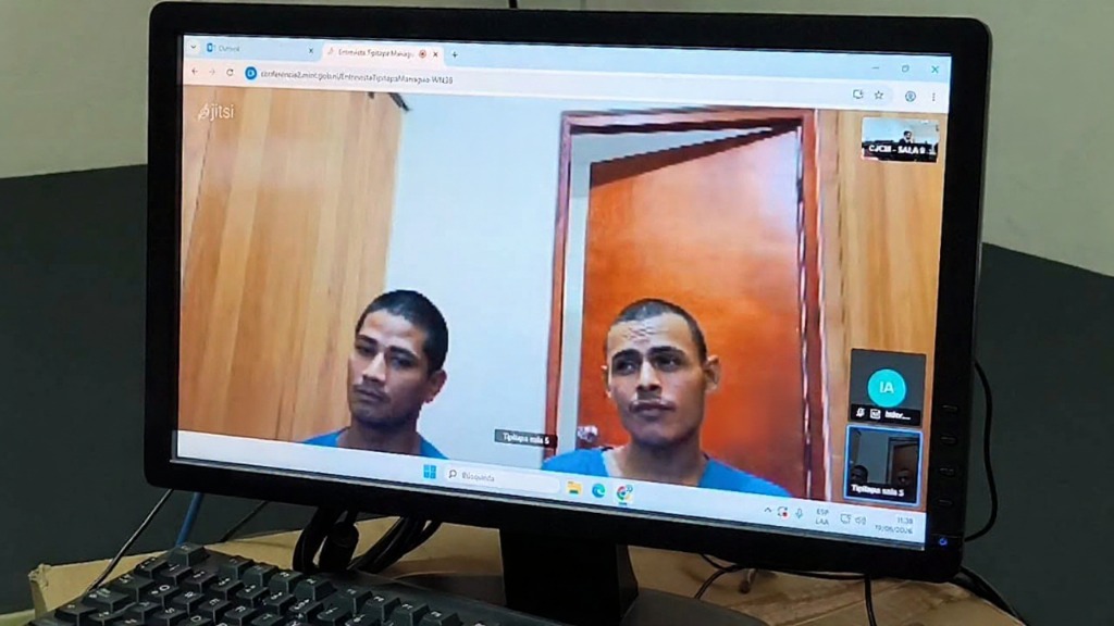 Remiten a juicio oral a dos de los tres acusados por robo de un taxi en Managua