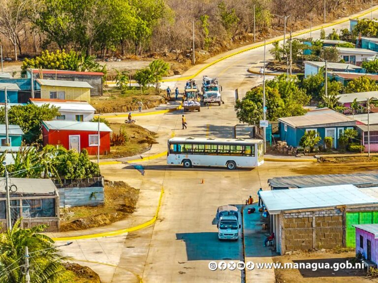 Inauguran 50 nuevas cuadras de concreto hidráulico en Villa Jerusalén