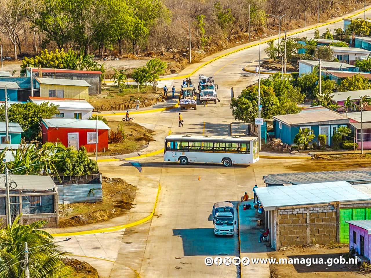 Inauguran 50 nuevas cuadras de concreto hidráulico en Villa Jerusalén