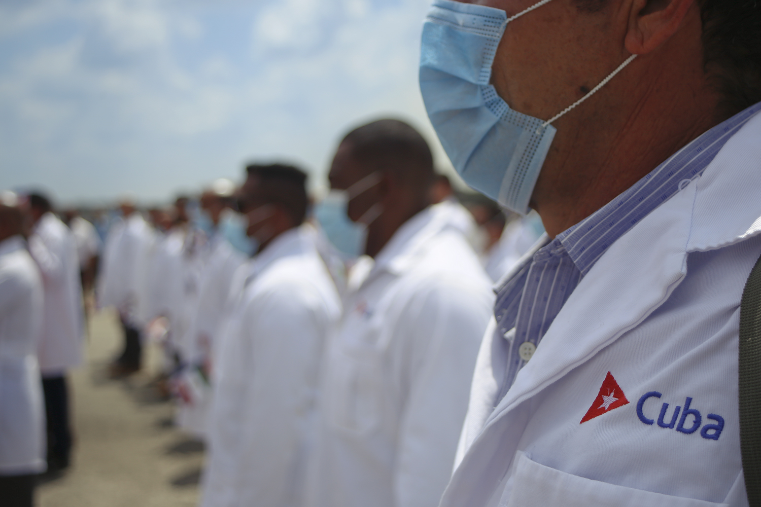 Altruismo que cura: médicos cubanos brindan ayuda a las víctimas de los potentes terremotos en Venezuela