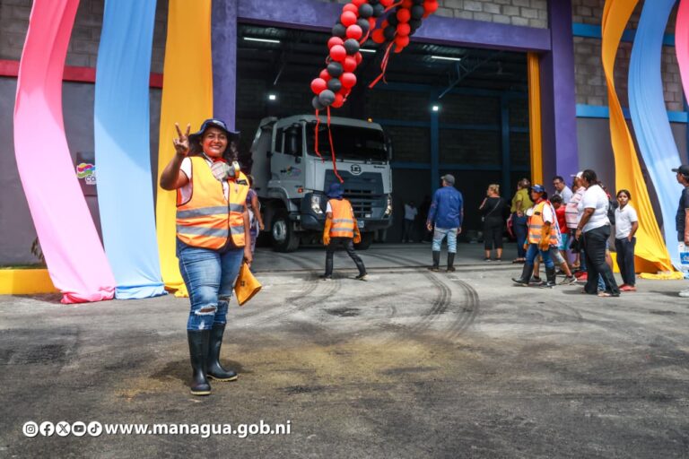 Inauguran moderno acopio de residuos en el Mercado Roberto Huembes
