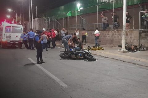 Colisión de dos motocicletas deja a una joven muerta en Managua