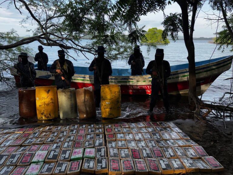 Fuerte golpe a la narcoactividad, Ejército incauta 132 tacos de cocaína