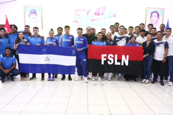 Abanderan a atletas de Sambo, atletismo y voleibol que van Costa Rica y México