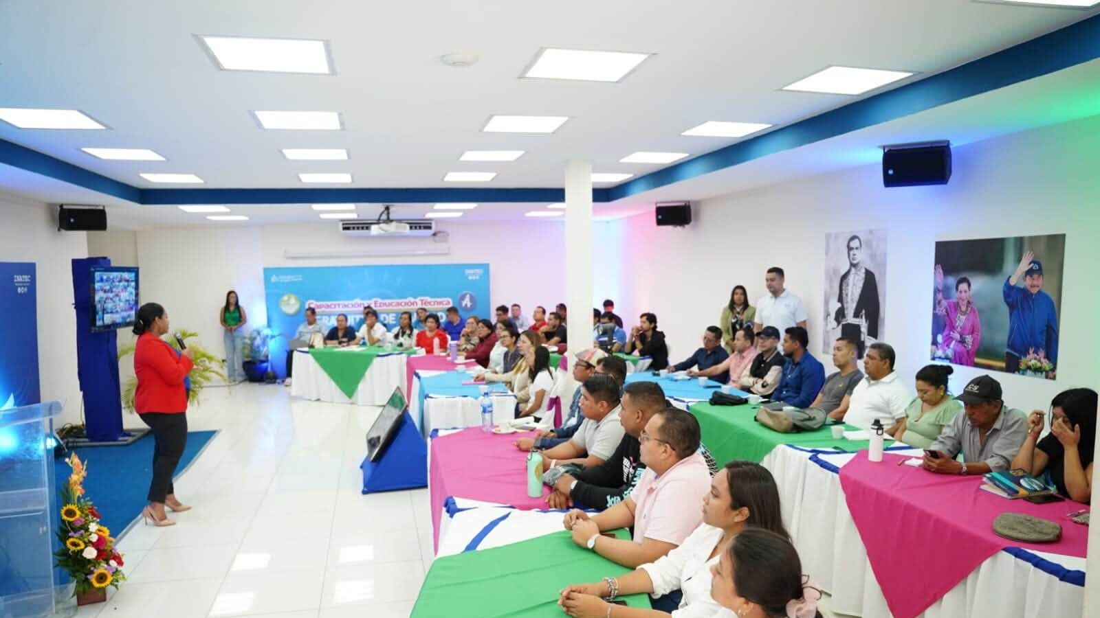 Inatec actualiza su oferta formativa con más de 3 mil docentes del país