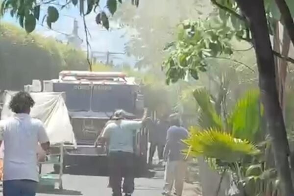 Controlan incendio en vivienda de residencial Las Mercedes